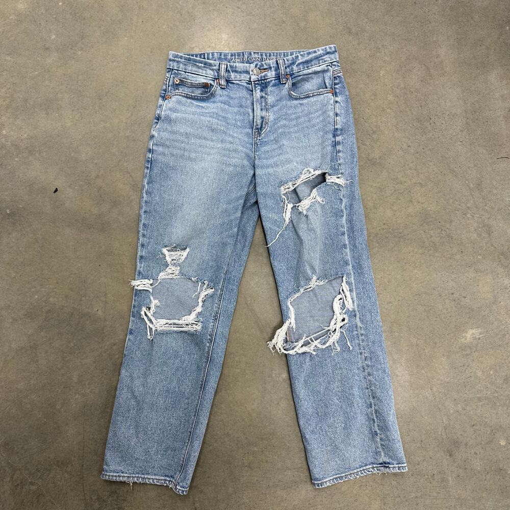 American Eagle Curvy Straight Women's Distressed Jeans sz 8 Short